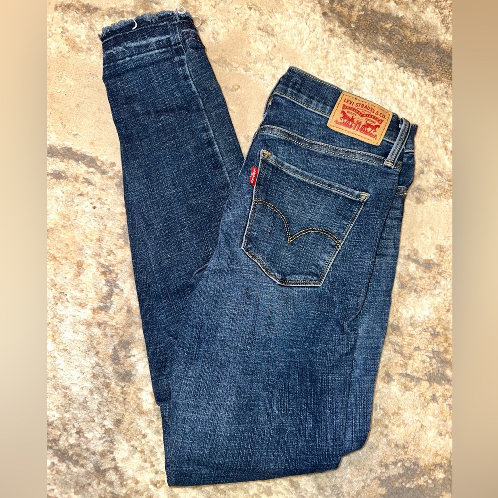 Ladies Levi’s Jeans